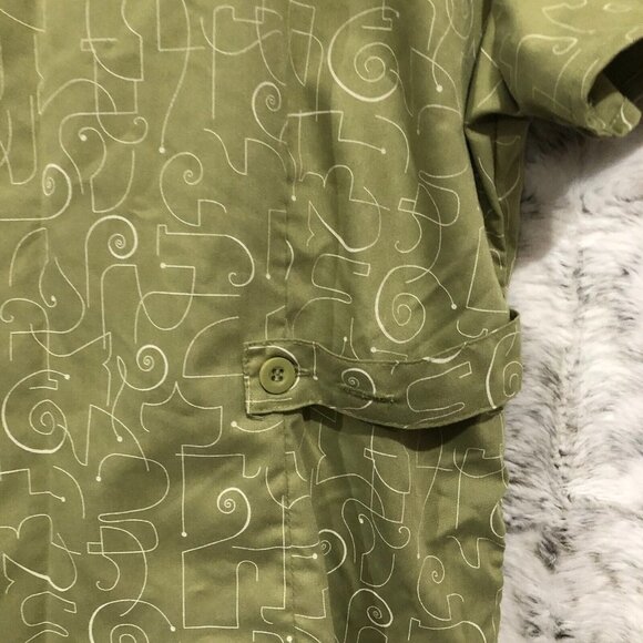 Grey's Anatomy Women's Green Modern Fit Two Pocket Scrub Top Size Medium - Picture 7 of 9